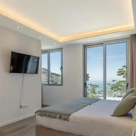 Willa Althea By Ymr Calheta (Madeira)