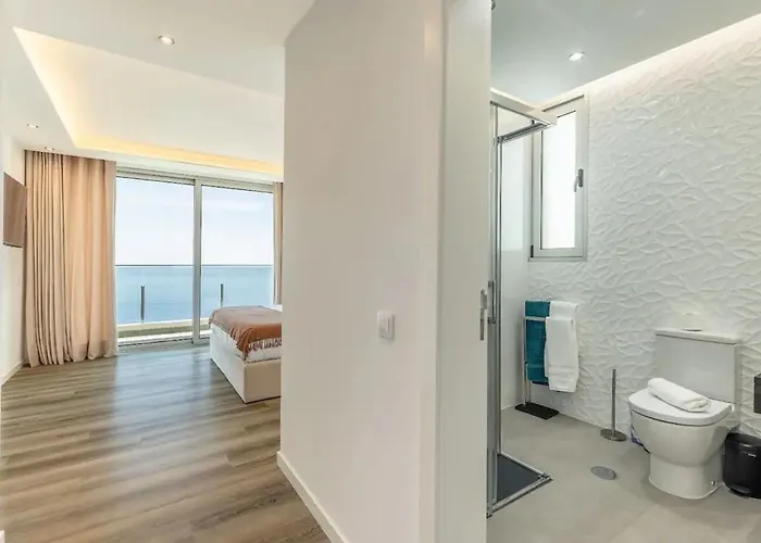 Villa Althea By Ymr Calheta (Madeira)