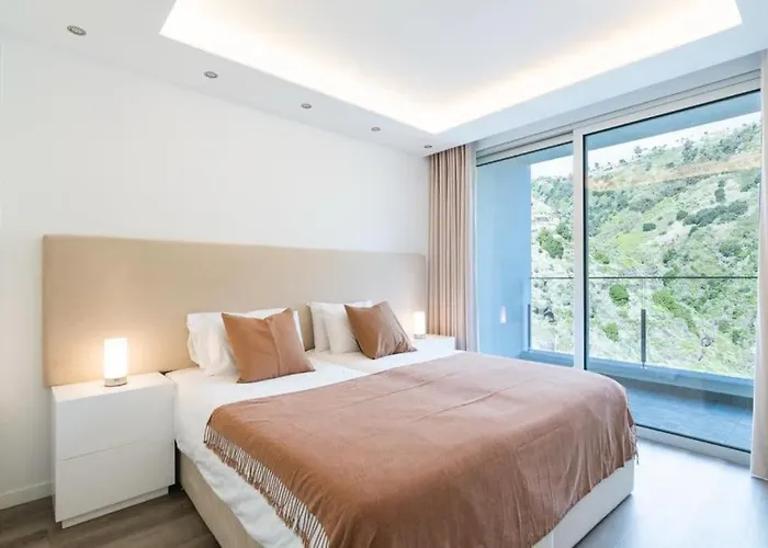 Althea By Ymr 칼례타