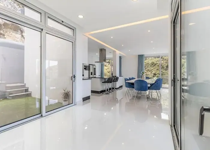 Althea By Ymr Villa Calheta (Madeira)